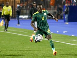 Sadio Mane Returns To Training With Ball In Munich