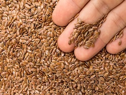 शहद और अलसी के बीजों को मिलाकर बना लीजिए केराटिन हेयर मास्क, बाल सिल्क से ज्यादा मुलायम हो जाएंगे 