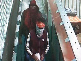 Madhay Pradesh: सीहोर जिले के सलकनपुर देवी मंदिर में चोरी, नोटों से भरी बोरियां लेकर गए चोर Madhay Pradesh: सीहोर जिले के सलकनपुर देवी मंदिर में चोरी, नोटों से भरी बोरियां लेकर गए चोर