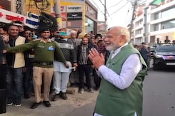 पीएम नरेंद्र मोदी का हिमाचल रोड शो में भव्य स्वागत पीएम नरेंद्र मोदी का हिमाचल रोड शो में भव्य स्वागत