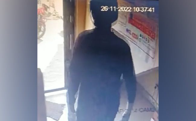 बिहार के गैंग ने MP में बैंक से लूटा 5 करोड़ का सोना, पुलिस ने 2 आरोपियों को किया गिरफ्तार