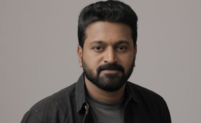 Kantara के एक्टर ऋषभ शेट्टी नहीं करना चाहते हिंदी फिल्मों में काम, बोले- 'बॉलीवुड का पार्ट नहीं बनना चाहता लेकिन...'