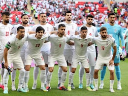 FIFA WC, Wales vs Iran: ईरानी खिलाड़ियों ने मैच से पहले गाया अपना राष्ट्रगान, पिछले मैच में किया था इंकार FIFA WC, Wales vs Iran: ईरानी खिलाड़ियों ने मैच से पहले गाया अपना राष्ट्रगान, पिछले मैच में किया था इंकार