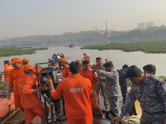 Death Count in Morbi Bridge Collapse Rises to 135, Rescue Operations Resume