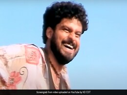 Video: एक बार फिर पर्दे पर दिखेगा मनोज बाजपेयी का डॉन अंदाज ? एक्टर ने की 'भीकू म्हात्रे रिटर्न्स' की घोषणा Video: एक बार फिर पर्दे पर दिखेगा मनोज बाजपेयी का डॉन अंदाज ? एक्टर ने की 'भीकू म्हात्रे रिटर्न्स' की घोषणा