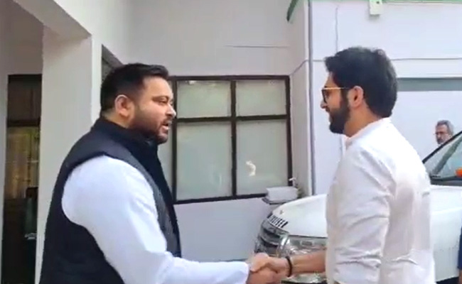 तेजस्वी यादव से मुलाकात के बाद बोले आदित्य ठाकरे, ''यकीन है कि यह दोस्ती आगे चलती रहेगी''