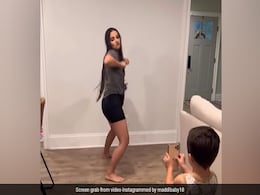 बच्चे का Video बनाने के लिए मां ने अपनाई अनोखी ट्रिक, करने लगी ऐसी हरकत, बेटे का रिएक्शन हुआ वायरल बच्चे का Video बनाने के लिए मां ने अपनाई अनोखी ट्रिक, करने लगी ऐसी हरकत, बेटे का रिएक्शन हुआ वायरल