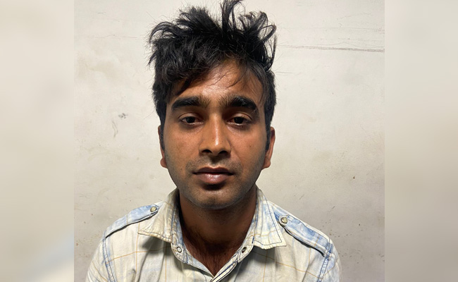 डेरा अनुयायी की हत्या मामले में दिल्ली पुलिस ने 2 नाबालिग को पकड़ा, एक अन्य आरोपी गिरफ्तार