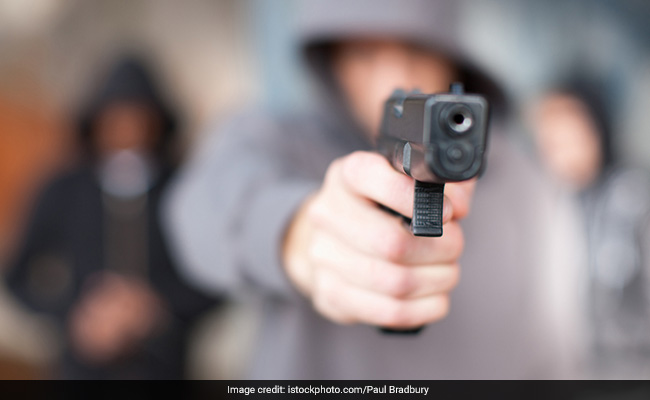 Robbers Open Fire At Courier Office In Pune, Loot Rs 25 Lakh
