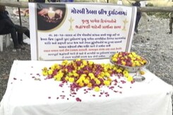 Gujarat Bridge Tragedy: Search Teams Mourn The Victims At Site Gujarat Bridge Tragedy: Search Teams Mourn The Victims At Site