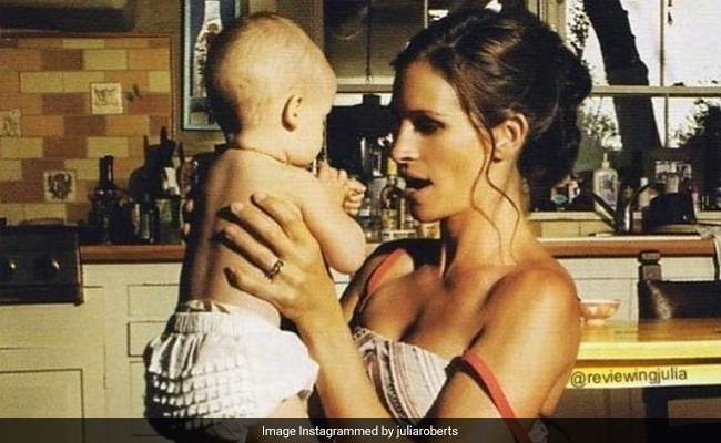 Julia Roberts Post Rare Photo Of Twins Hazel And Finn On Their 18th Birthday