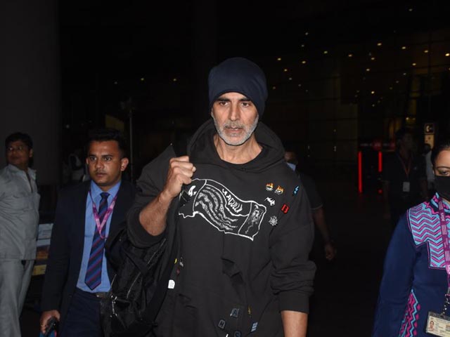 What's Not To Like About Akshay Kumar's Airport Look