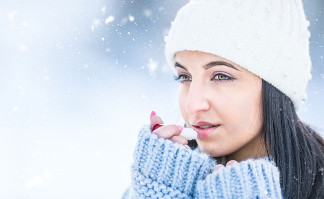 7 Beauty Tips To Get Soft And Plump Lips In The Winter