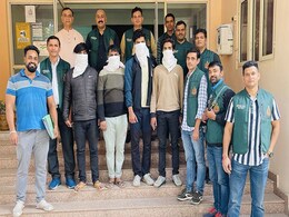 दिल्ली में जितेंद्र गोगी गैंग के चार शार्प शूटर 17 पिस्टल के साथ गिरफ्तार दिल्ली में जितेंद्र गोगी गैंग के चार शार्प शूटर 17 पिस्टल के साथ गिरफ्तार