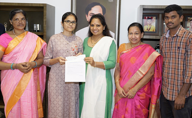 Beedi Maker's Daughter Clears NEET, Watched YouTube Videos To Prepare