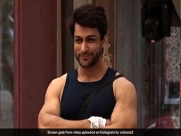 शालीन भनोट को मिला 'गिफ्ट',  कभी कैप्टन न बनने का बैन हटा शालीन भनोट को मिला 'गिफ्ट',  कभी कैप्टन न बनने का बैन हटा