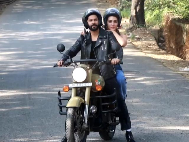 Varun Dhawan And Kriti Sanon Promote <i>Bhediya</i> In Style