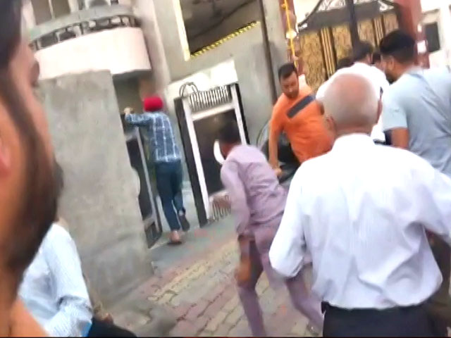 Video: Man Who Shot Punjab Leader Sudhir Suri Seen Running Away