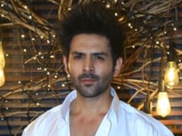 Kartik Aaryan Enjoys Chilli Cheese Toast - Here's An Easy Recipe For You