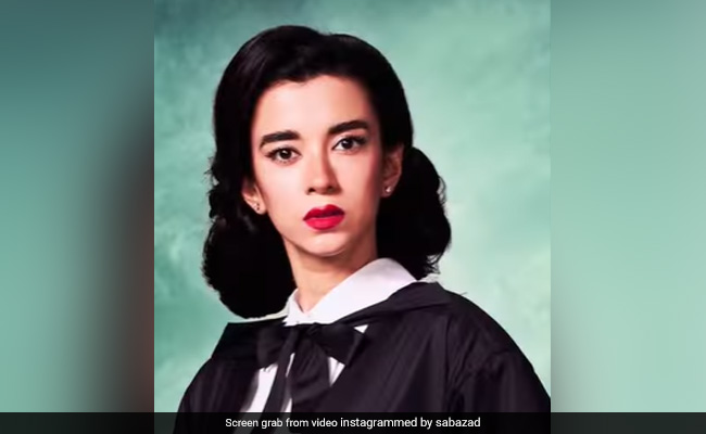 Saba Azad Wraps <i>Rocket Boys 2</i> Shoot. This Is How Pashmina Roshan Reacted