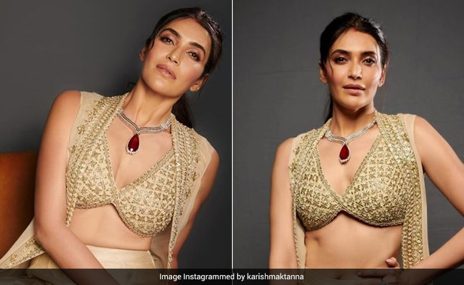 Karishma Tanna's Modern Ethnic Co-Ord Set Is A Majestic Treat To The Eyes