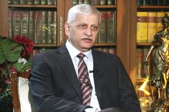 "Appeared For Amit Shah But...": Ex Chief Justice UU Lalit To NDTV "Appeared For Amit Shah But...": Ex Chief Justice UU Lalit To NDTV