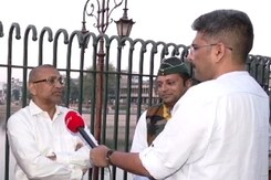 Gujarat Elections: क्या बीजेपी की बगावत से गुजरात चुनाव में कांग्रेस,AAP को होगा फायदा? Gujarat Elections: क्या बीजेपी की बगावत से गुजरात चुनाव में कांग्रेस,AAP को होगा फायदा?