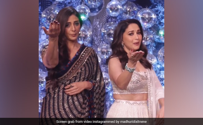 <i>Jhalak Dikhhla Jaa 10</i>: OGs Madhuri Dixit And Tabu Dancing Together. Enough Said