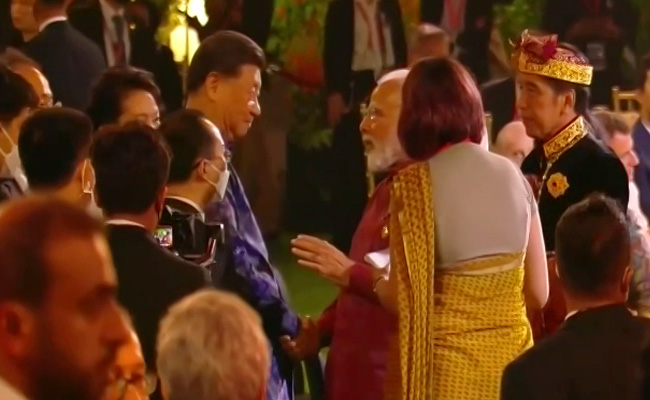 Watch: PM Modi, Xi Jinping Shake Hands At G20 Dinner, But No Bilateral