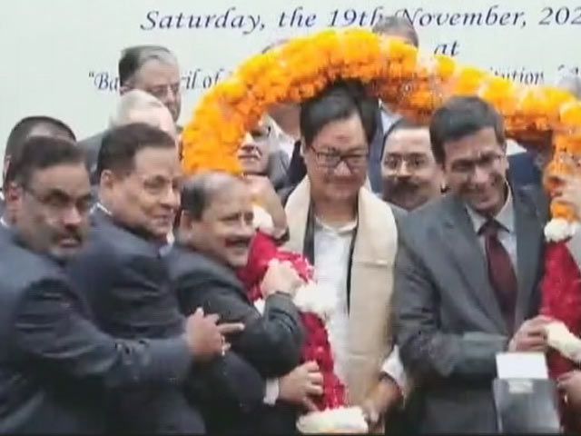 Gujarat High Court Bar Association Meet Chief Justice Of India Over Judge's Transfer