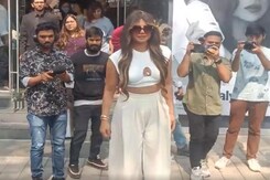 Style And The City: Priyanka Chopra's OOTD Was This Style And The City: Priyanka Chopra's OOTD Was This