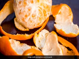 Beauty tips : संतरे के छिलके को क्या आप भी देती हैं फेंक तो अब से लाइए चेहरे को निखारने के काम, यहां जानिए कैसे Beauty tips : संतरे के छिलके को क्या आप भी देती हैं फेंक तो अब से लाइए चेहरे को निखारने के काम, यहां जानिए कैसे