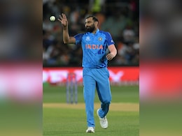 "Don't Add Fuel To Fire": Pakistan Legends' Request Amid Mohammed Shami-Shoaib Akhtar Twitter Spat "Don't Add Fuel To Fire": Pakistan Legends' Request Amid Mohammed Shami-Shoaib Akhtar Twitter Spat