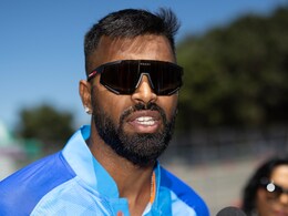 "कौन ऐसे सपने देख रहा है", Hardik को परमानेंट कप्तान बनाने की चर्चाओं पर पूर्व PAK कप्तान ने कहा "कौन ऐसे सपने देख रहा है", Hardik को परमानेंट कप्तान बनाने की चर्चाओं पर पूर्व PAK कप्तान ने कहा