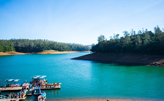 मार्च में घूमने का प्लान कर रहे हैं तो South की इन जगहों को करें एक्सप्लोर, किसी हसीन जन्नत से कम नहीं इनकी खूबसूरती