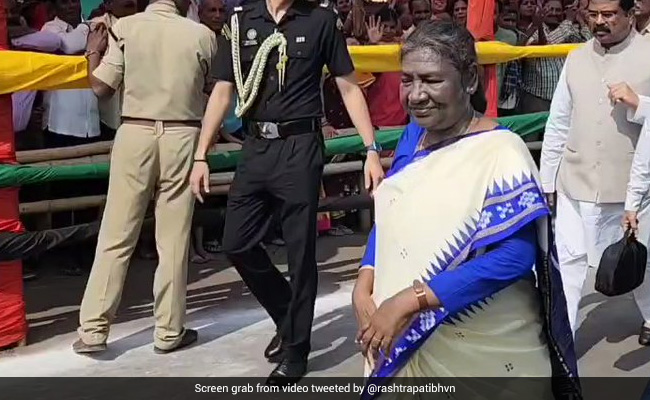 Watch: In A First, President Droupadi Murmu Walks To Jaganath Temple
