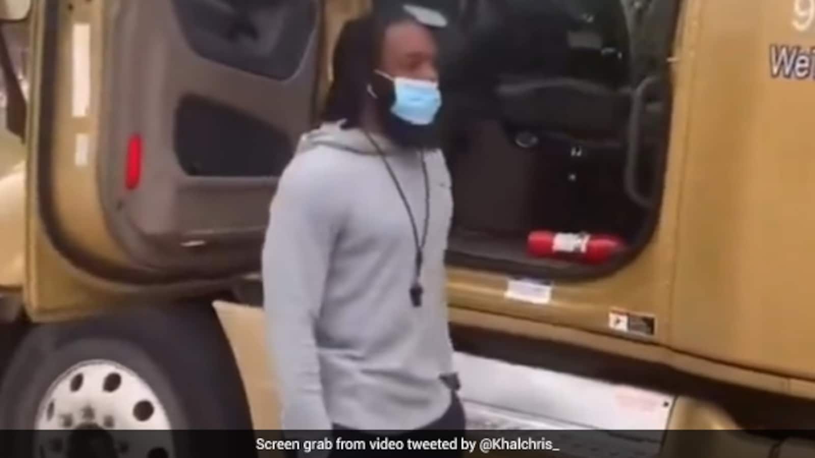 Viral Video Shows Man Guiding 18-Wheeler Truck Into Parking Spot ...