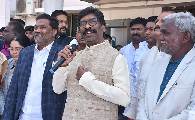 "As Chief Minister, Will I Flee?" Jharkhand's Hemant Soren On His Summons