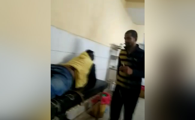 Ambulance Driver Gives Injection To UP Patient Inside Hospital Ward