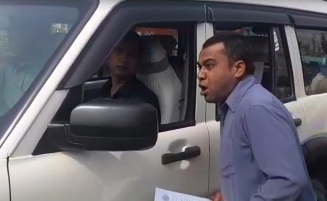 Video: Man Who "Barked" Like A Dog Gets Name Fixed From "Kutta" To Dutta