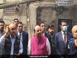 Electronics Mega Market Fire: Delhi Lt Governor To Form Probe Committee Electronics Mega Market Fire: Delhi Lt Governor To Form Probe Committee