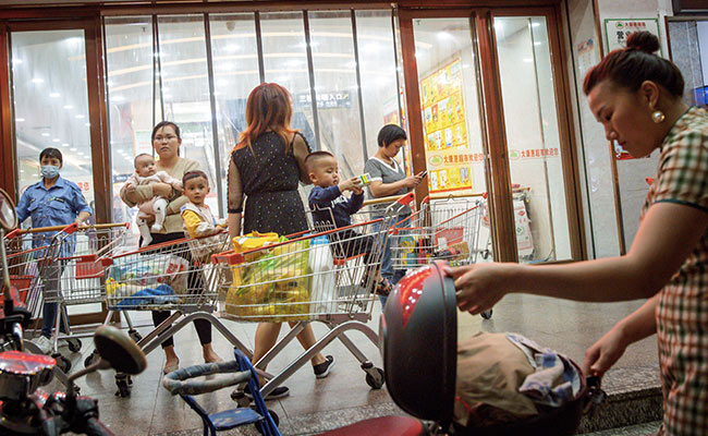 Alarmed By Ageing Population, China Scrambles To Lift Birth Rate