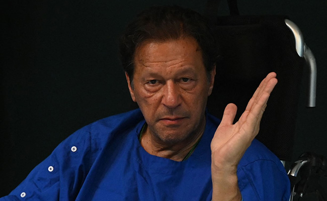 Pak Grants Extra Powers To Anti-Corruption Body Probing Imran Khan