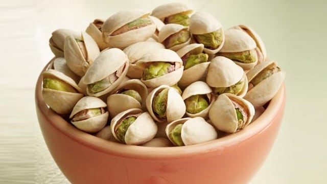 Pistachios are a good source of dietary fibre, which facilitates smooth digestion