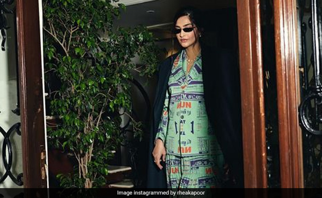 When You Are Sonam Kapoor, This Is What Airport Looks Are Like