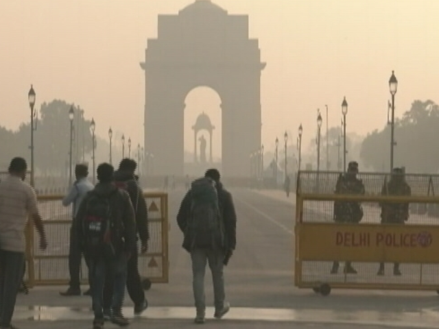 Delhi Air Pollution: Parents Asks Government To Close Schools