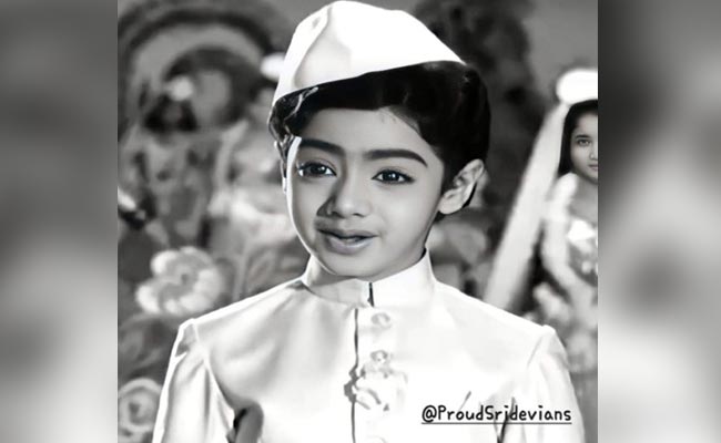 नेहरू जैकेट और टोपी में दिख रही यह बच्ची है बॉलीवुड की 'पहली सुपरस्टार', सबसे ज्यादा लेती थी फीस, पहचाना नाम तो कहलाएंगे चैंपियन