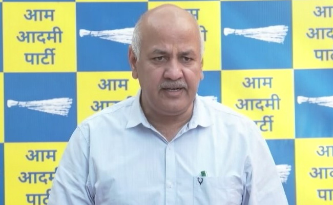 Delhi Lt Governor Stopped Teachers From Going To Finland For Training, Claims AAP