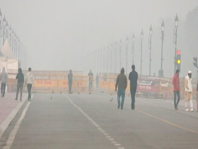 Delhi's Lowest Temperature At 8.3 Degrees, Air Quality Remains "Very Poor"
