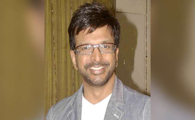 पापा जावेद जाफरी की तरह टॉल, स्टाइलिश और खूबसूरत हैं बेटी अलाविया, PHOTOS देख फैन्स बोले- इसे कहते हैं स्टार किड !